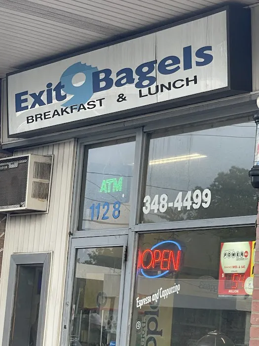 Exit 9 Bagels Picture 4