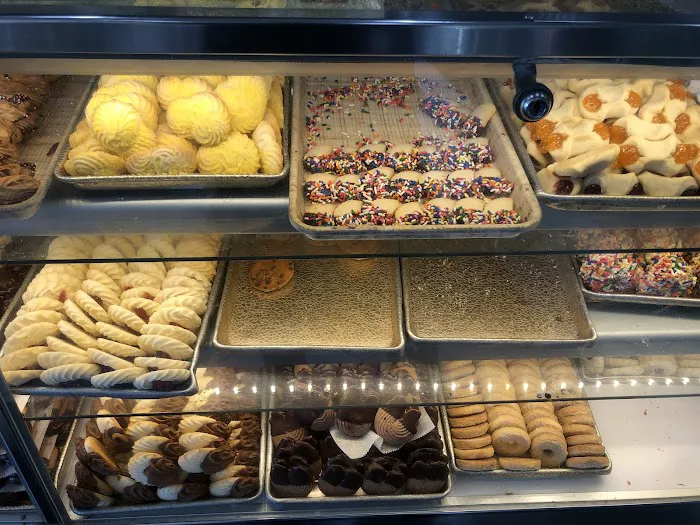 DiMare Pastry Shop Picture 5