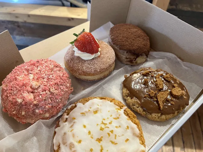 Deviant Donuts Picture 4