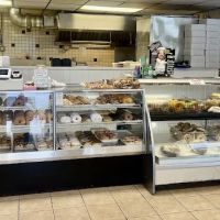 Uncle Leo's & Rosny Cafe In Wilton ico