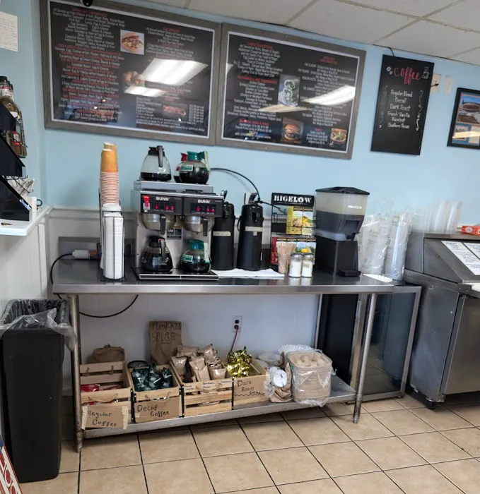 Uncle Leo's & Rosny Cafe In Wilton Picture 5