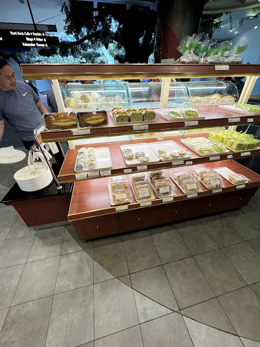 Fay Da Bakery Picture 3
