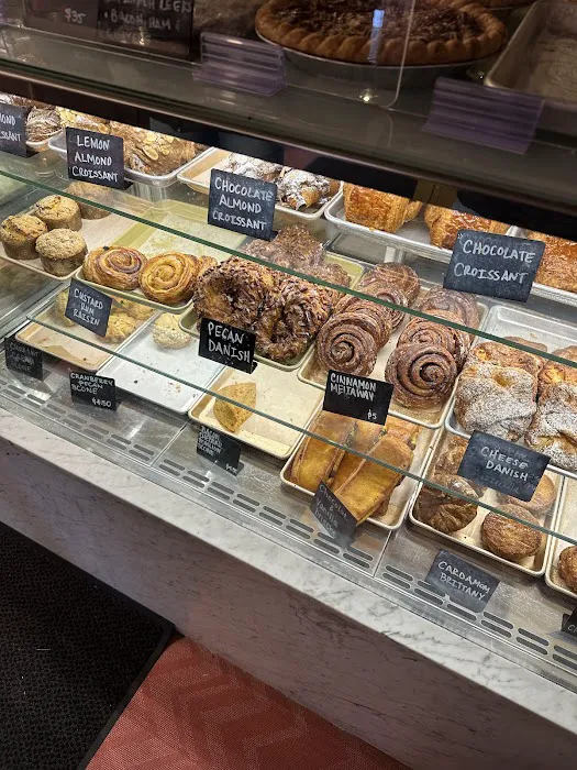 Mrs. London's Bakery & Cafè Picture 4