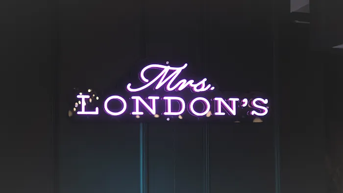 Mrs. London's Bakery & Cafè Picture 2