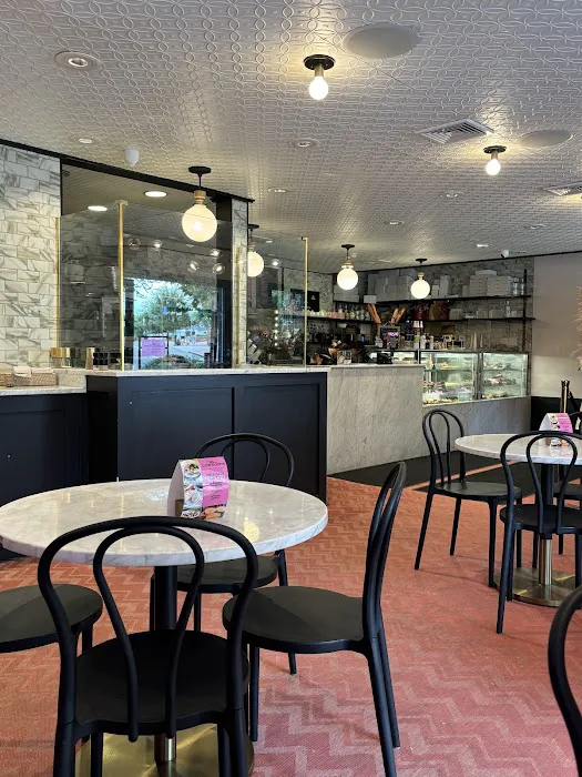 Mrs. London's Bakery & Cafè Picture 8