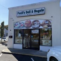 Pauli's Deli & Bagels ico