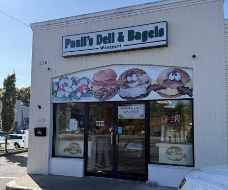 Pauli's Deli & Bagels