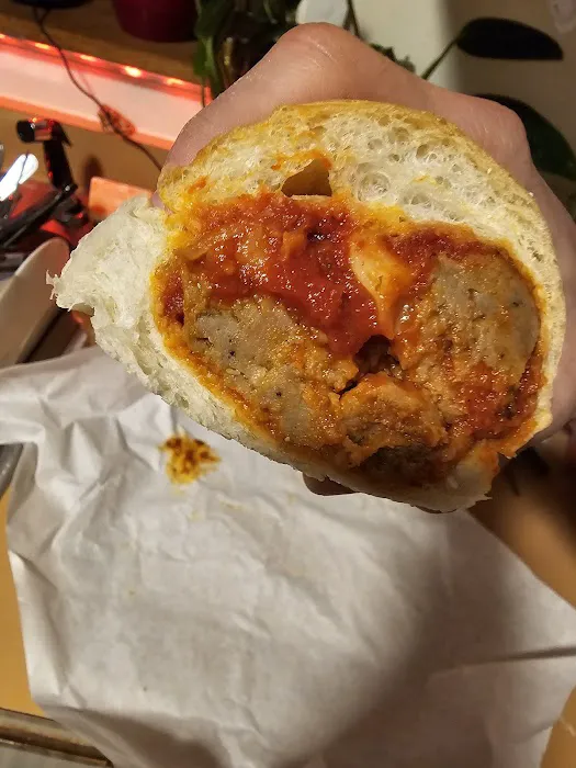 D'Elia's Bakery & Grinder Shop Picture 8