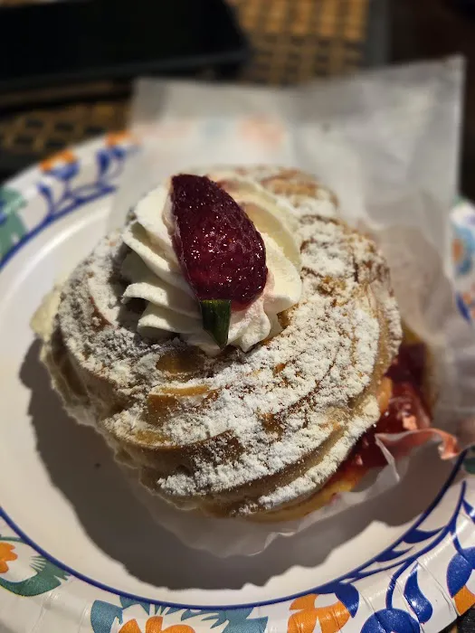 Borrelli's Pastry Shop Picture 4