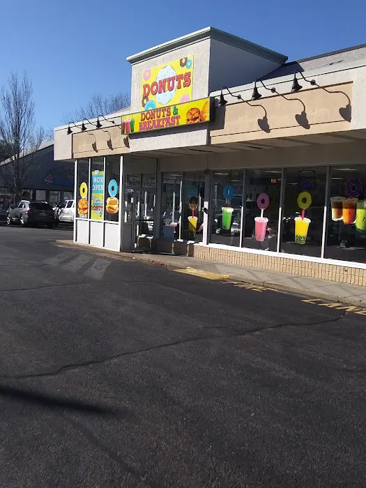 Master Donuts of West Warwick Picture 2