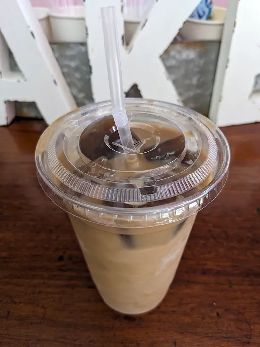 Mad Hatter Bakery Picture 7