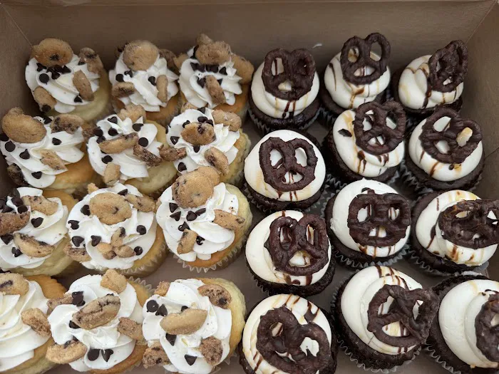 Sugar Mama's Sweets and Treats Picture 5