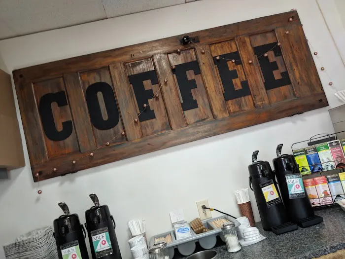 Uncle Leo’s & Rosny Cafe In Georgetown Picture 7