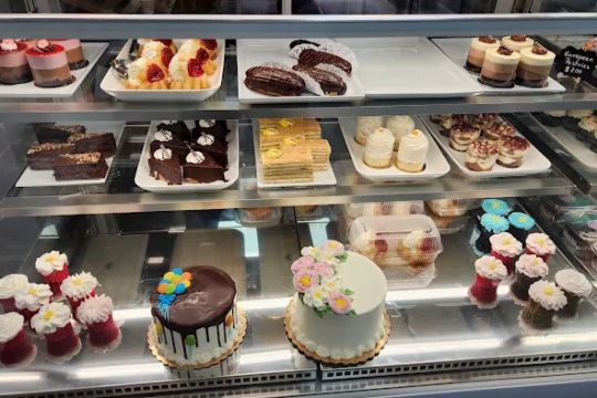 Alinau2019s Cakes and Cookies
