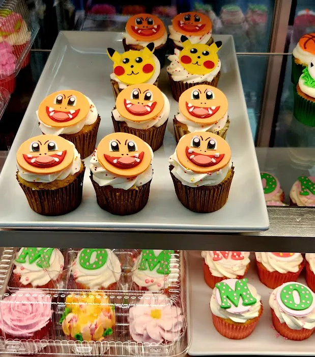 Alina’s Cakes and Cookies Picture 4