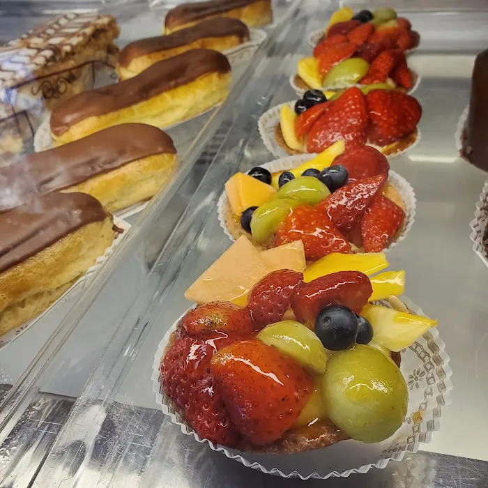 L'Anjou Patisserie Francaise Picture 4