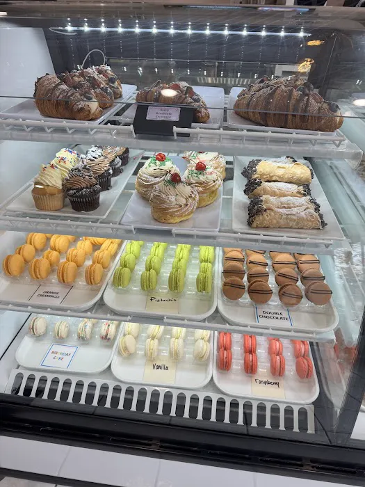 Bella's Bake Shop Picture 6