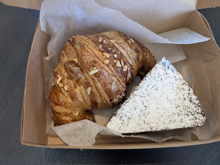 fatto a mano bakery Picture 4