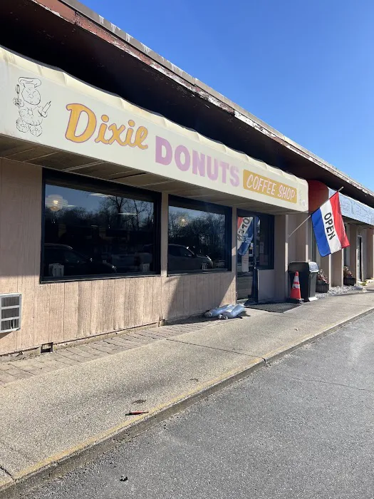 Dixie Donut Shop Picture 3