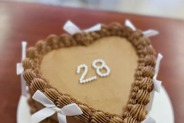 Cat’s Cakes and Cafe, LLC