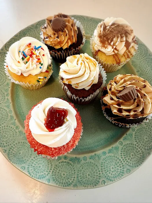 Cat’s Cakes and Cafe, LLC Picture 5