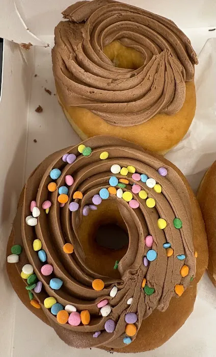 DeLuise Bakery Picture 4