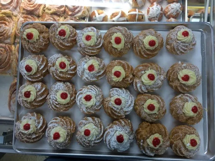 DeLuise Bakery Picture 10