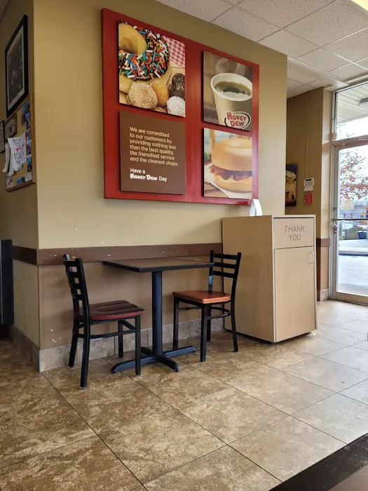 Honey Dew Donuts Picture 4