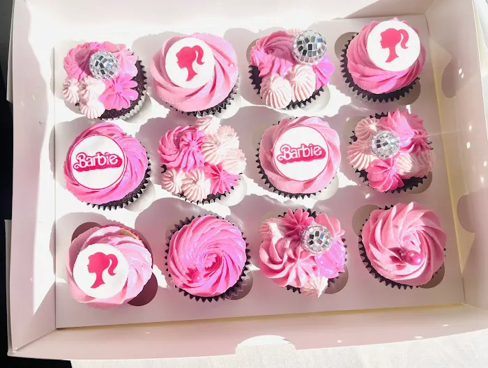 Bake Me Up Cakes LLC Picture 4