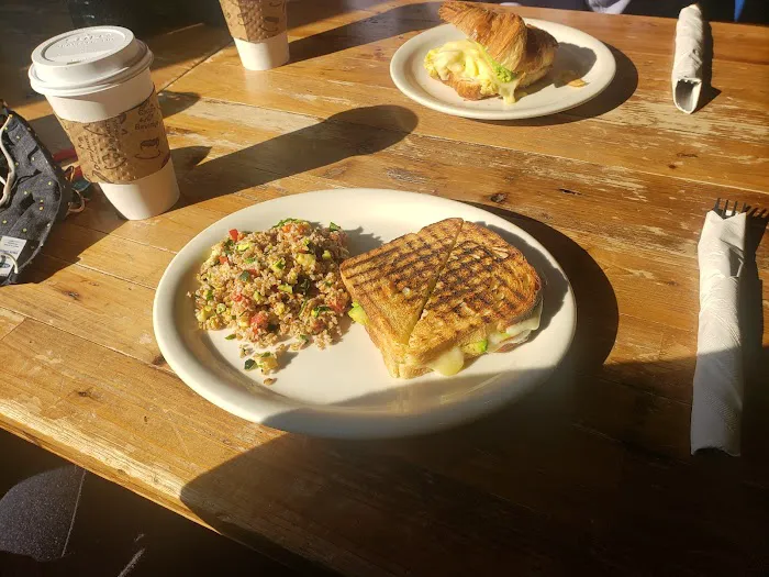 G Cafe Bakery Picture 9