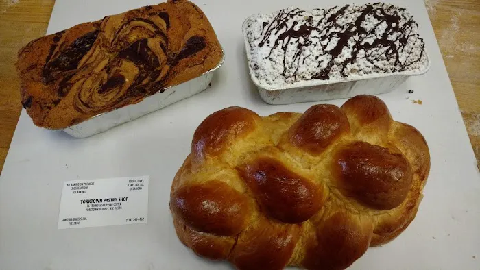 Yorktown Pastry Shop Picture 4