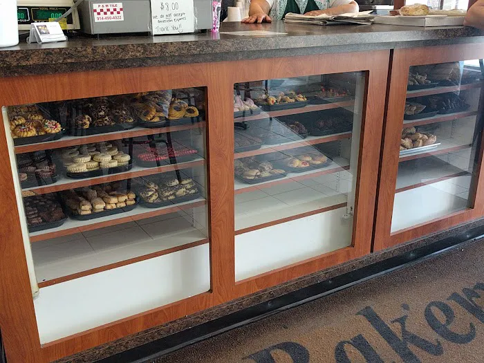 Cafe Piccolo Pastry & Bagels Picture 10