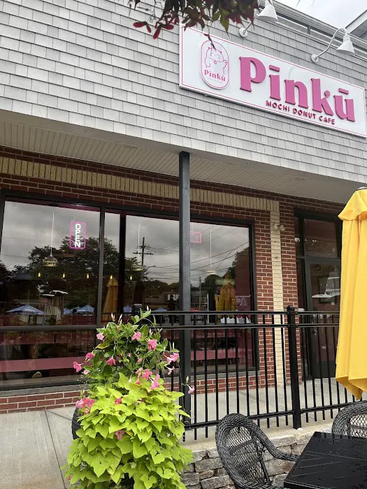 Pinku Mochi Donut Cafe Picture 3