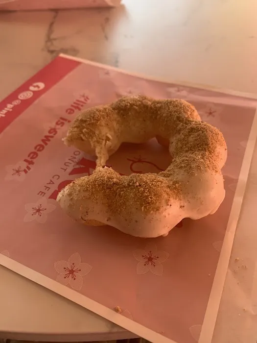 Pinku Mochi Donut Cafe Picture 8