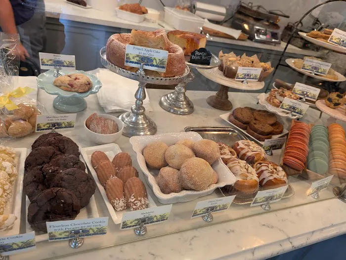 Savour Cafe & Bakery Picture 5