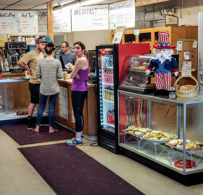 Beach Donut Shop Picture 4