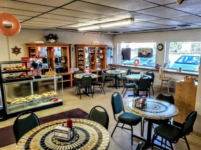 Beach Donut Shop Picture 6