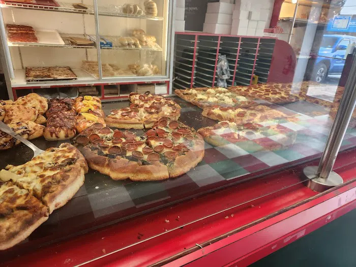 Calvitto's Pizza & Bakery Picture 7
