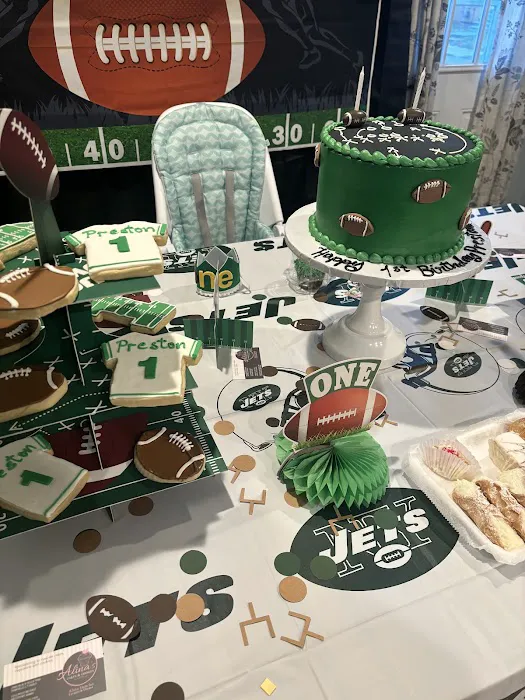 Alina's Cakes and Cookies Picture 4
