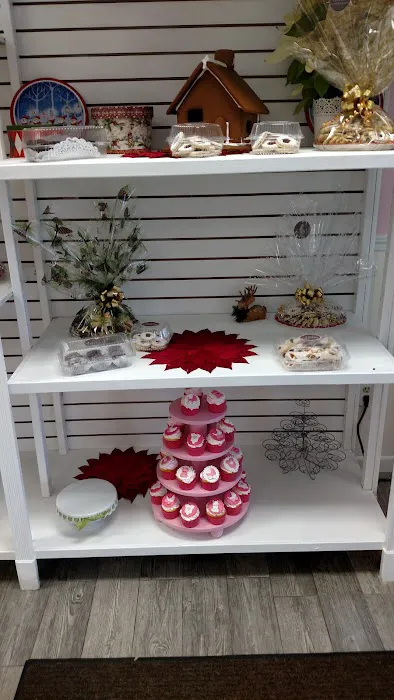 Alina's Cakes and Cookies Picture 8