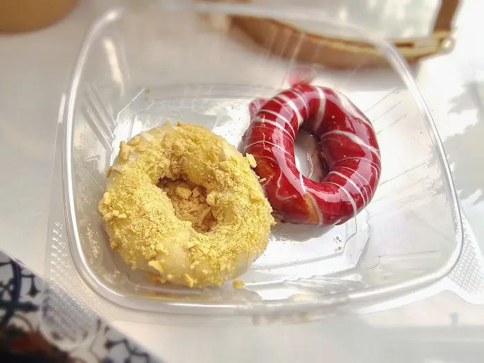 The Cinnabomb Mini-Donut Factory Picture 4