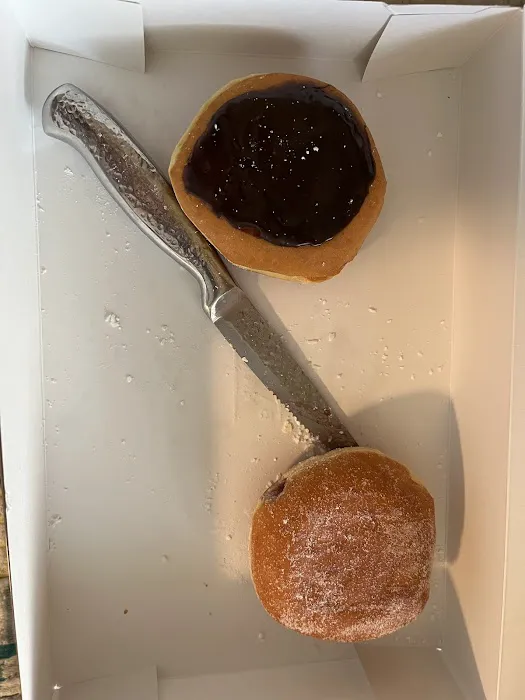 Doughnut Inn Picture 7