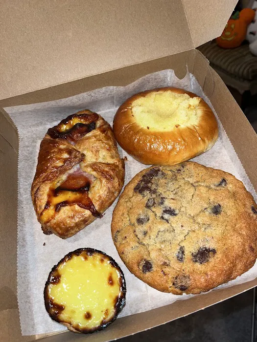 The Baker’s Daughter Picture 3