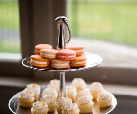The Cake Boutique by Lauren