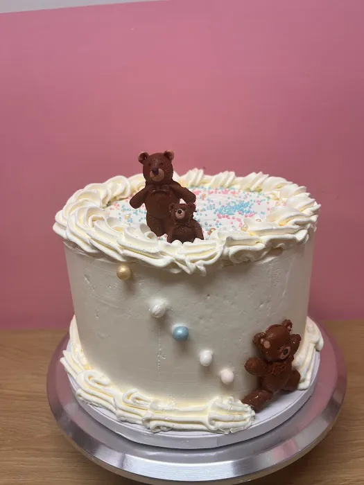 LORALS CAKES AND PASTRIES- Home Business Picture 2