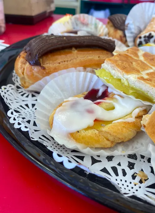 Calvitto's Pizza & Bakery Picture 8