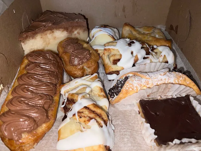 Scialo's Bakery of Riverside Picture 5