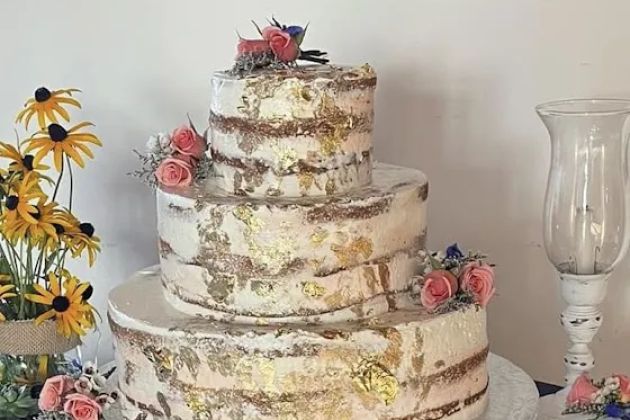 Creative Cakes By Donna