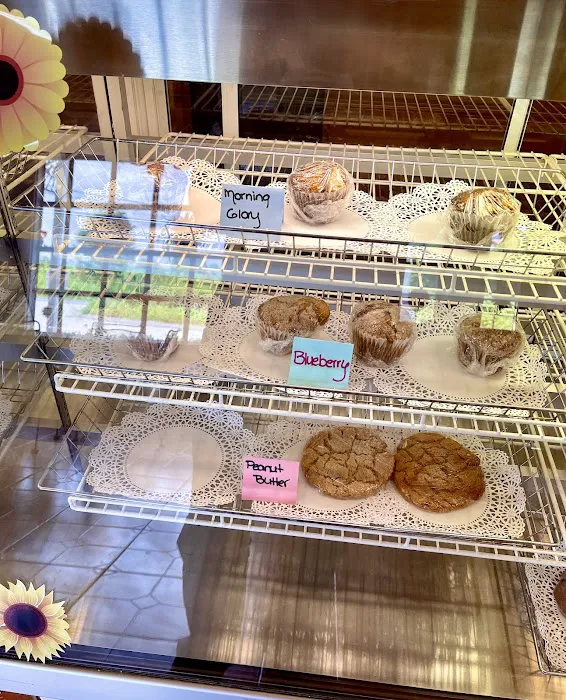 Cottage Gardens Bakery & Greenhouses Picture 3