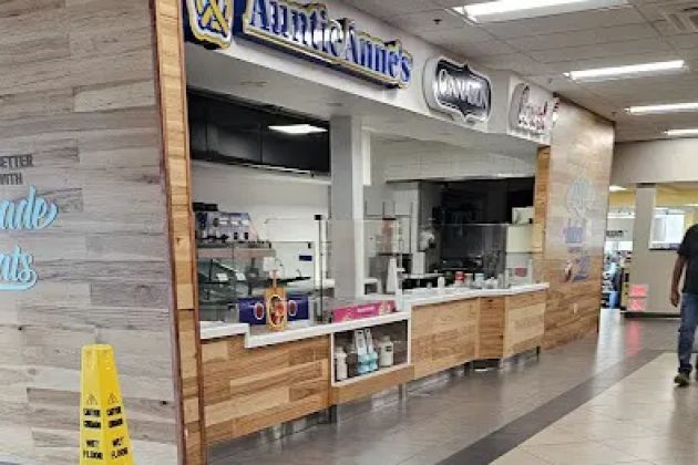 Cinnabon